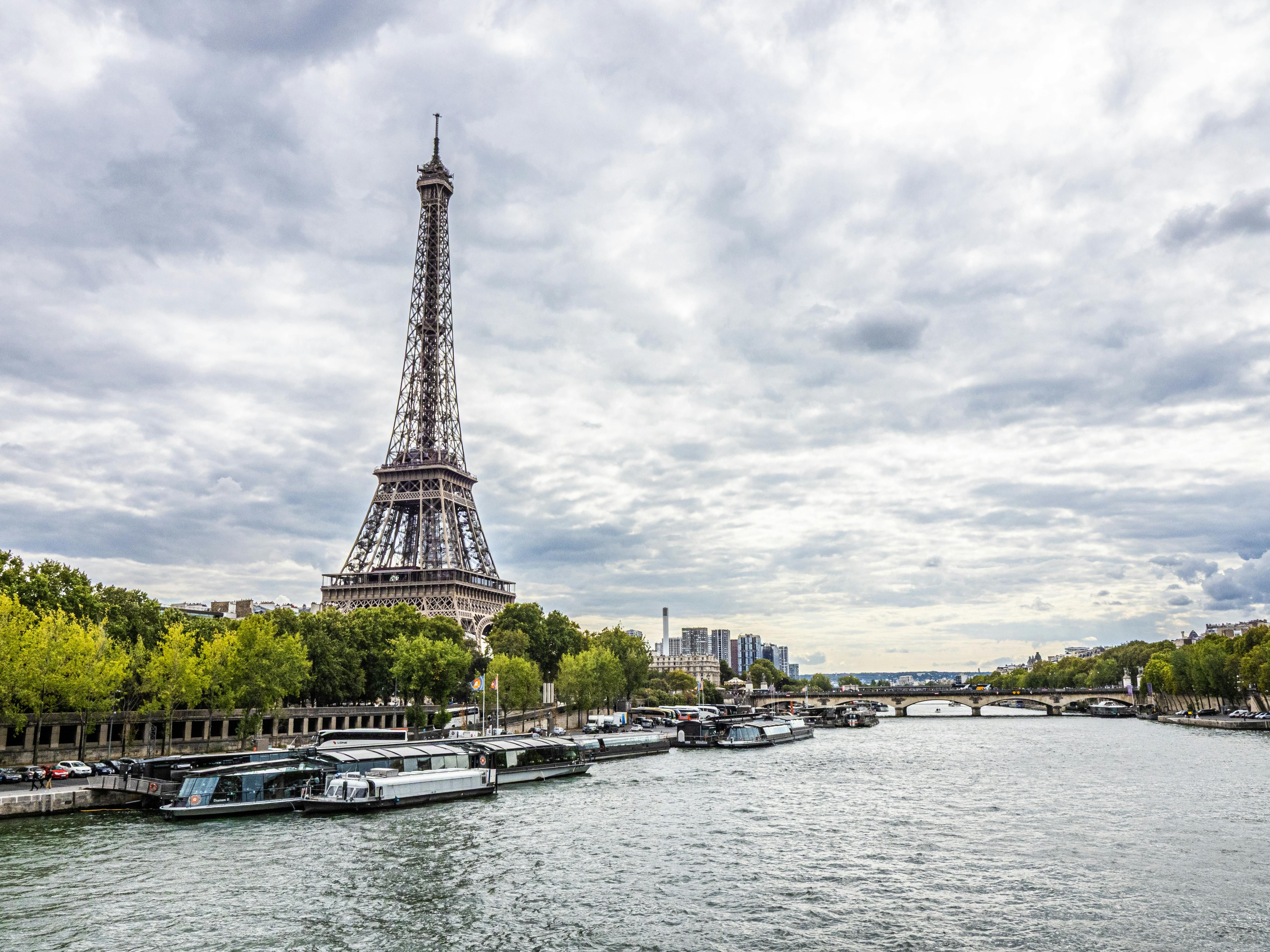 Що заборонено робити туристам у Франції, а саме в Парижі - Travel Що заборонено робити туристам у Франції, а саме в Парижі - Travel