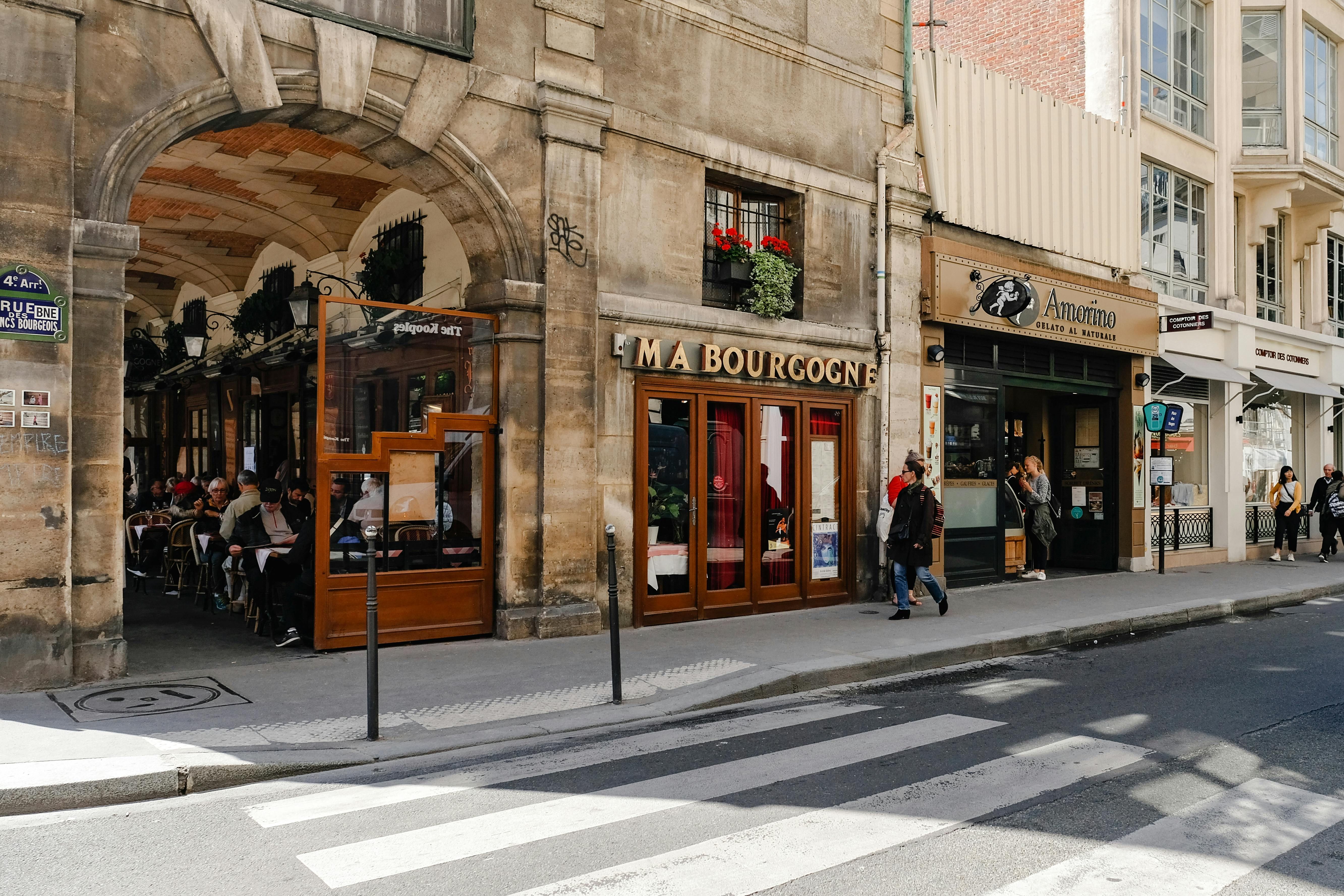 Що не можна робити туристам у Парижі - негласні правила - Travel Що не можна робити туристам у Парижі - негласні правила - Travel