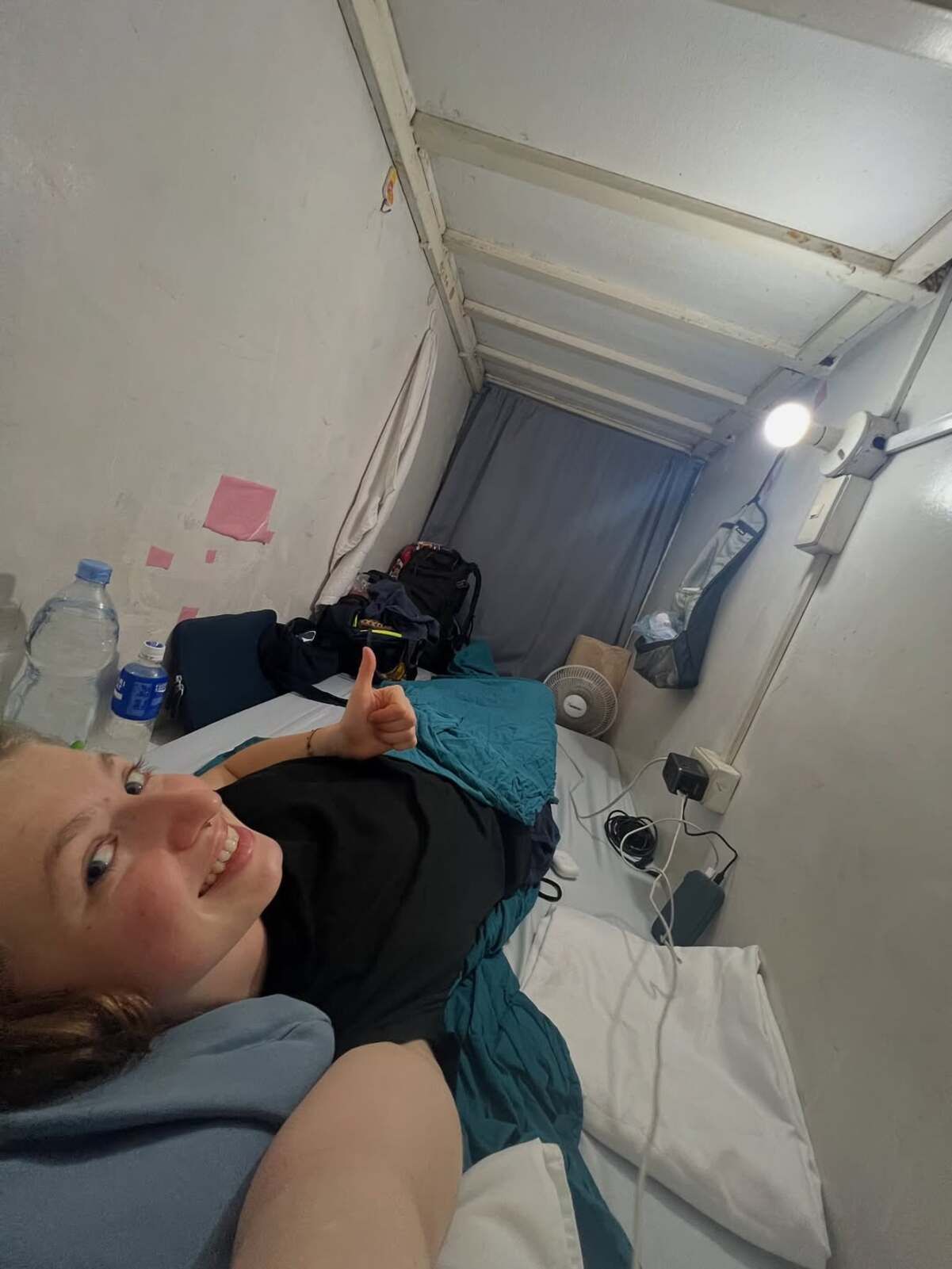 Туристка показала очень бюджетный хостел за 6 евро - он напоминает тюрьму - Travel