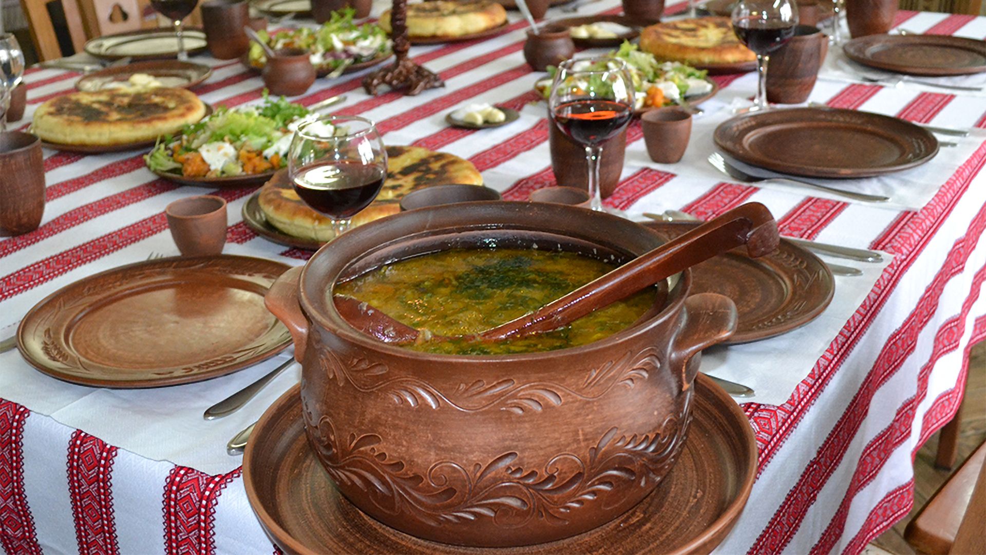 Региональные блюда, которые стоит попробовать во время путешествия по Украине - Travel Региональные блюда, которые стоит попробовать во время путешествия по Украине - Travel