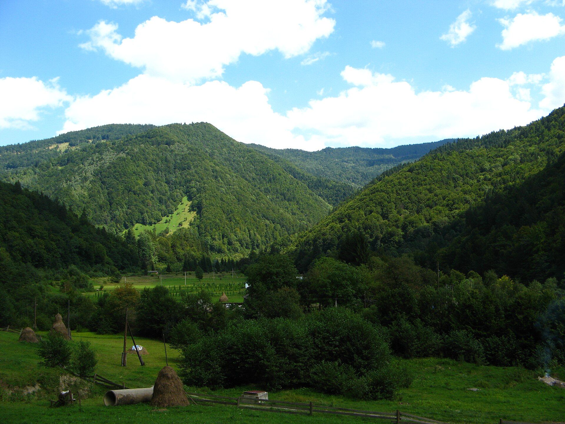 Які гори в Україні називають Гуцульськими Альпами - Travel Які гори в Україні називають Гуцульськими Альпами - Travel