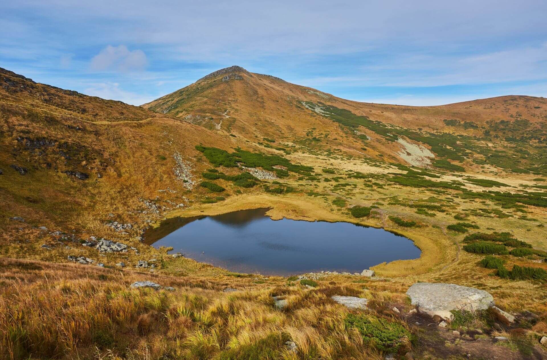 Купання в озері Несамовите - чому заборонено і як шкодить природі - Travel