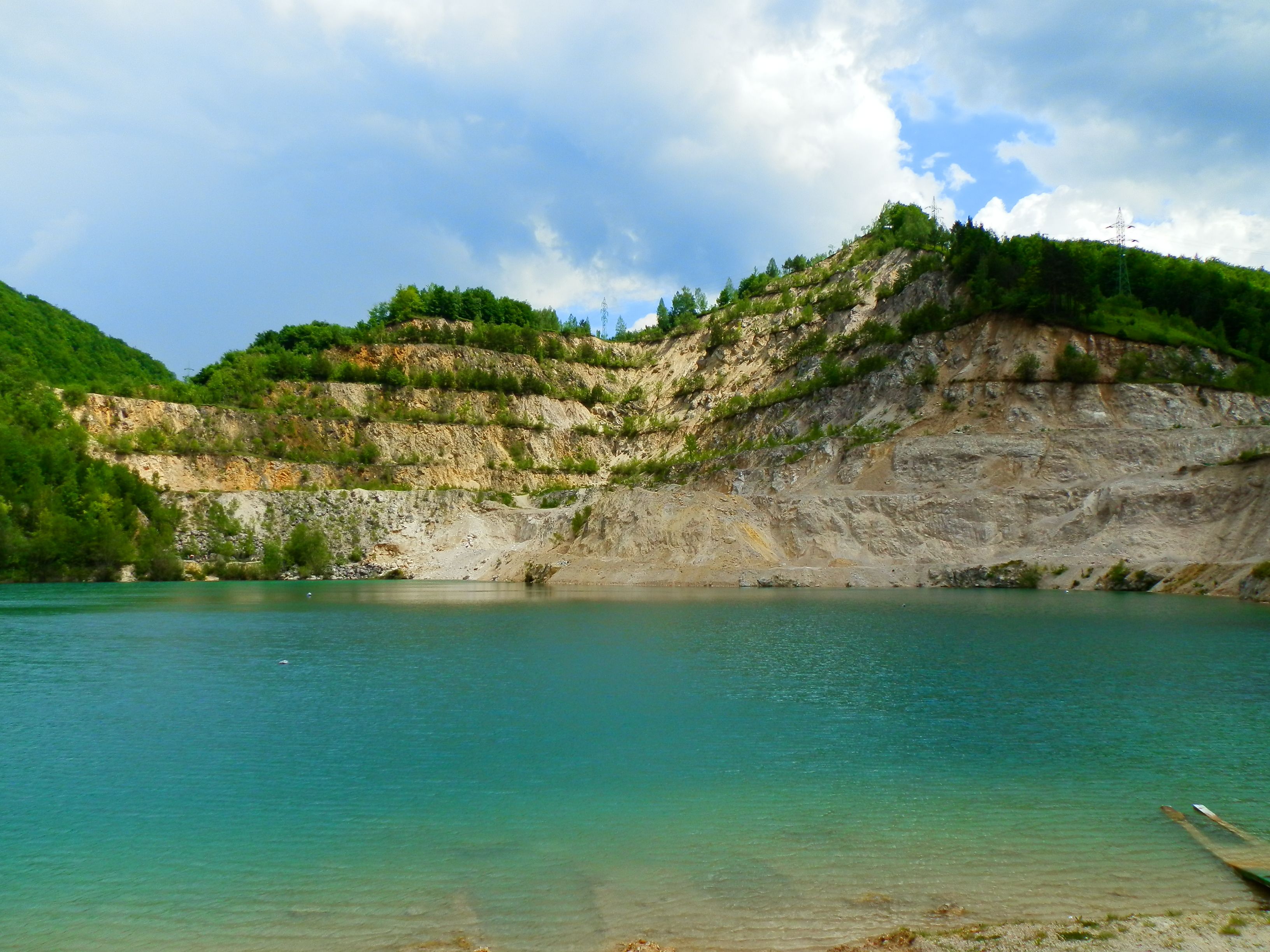 Где поплавать на озере в Словакии - идея для отдыха на уикенд