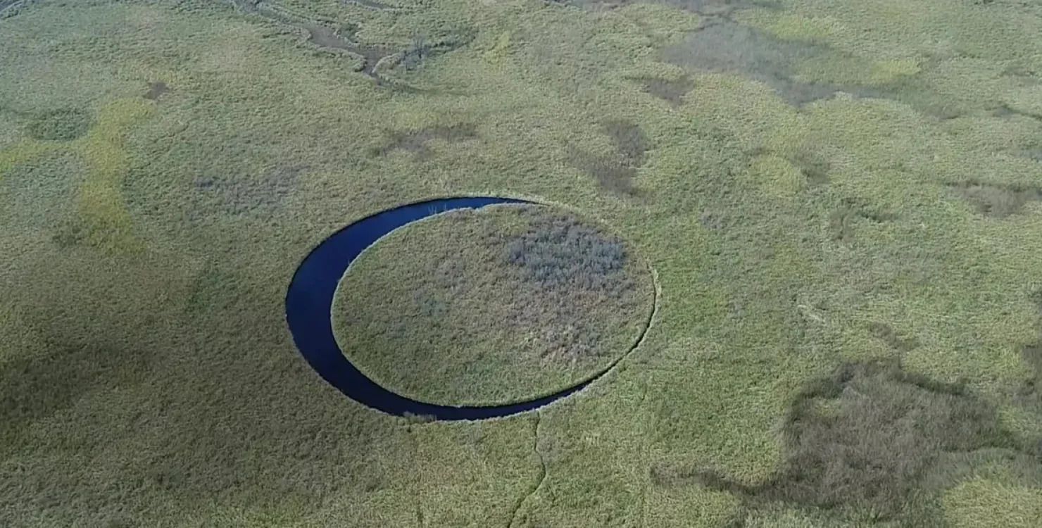 Плавучий острів, що пересувається за годинниковою стрілкою - де він розташований - Travel Плавучий острів, що пересувається за годинниковою стрілкою - де він розташований - Travel