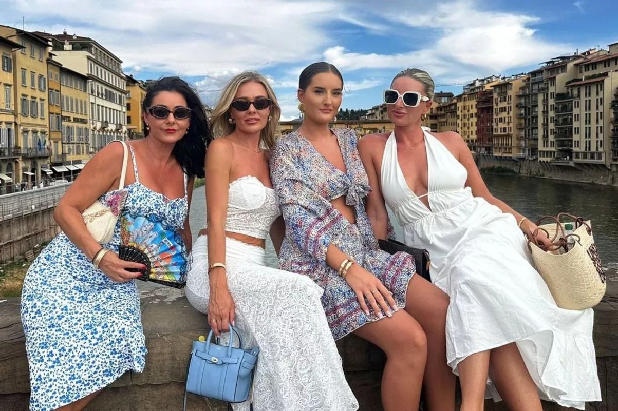 Британки випадково забронювали готель в Італії на наступний рік - Travel Британки випадково забронювали готель в Італії на наступний рік - Travel