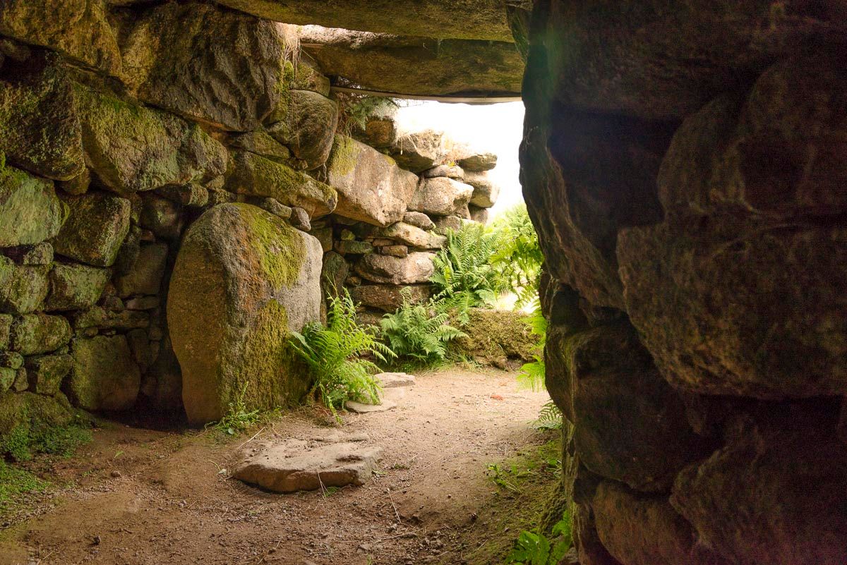 Таємниче село, до якого можна потрапити лише через тунель - Travel
