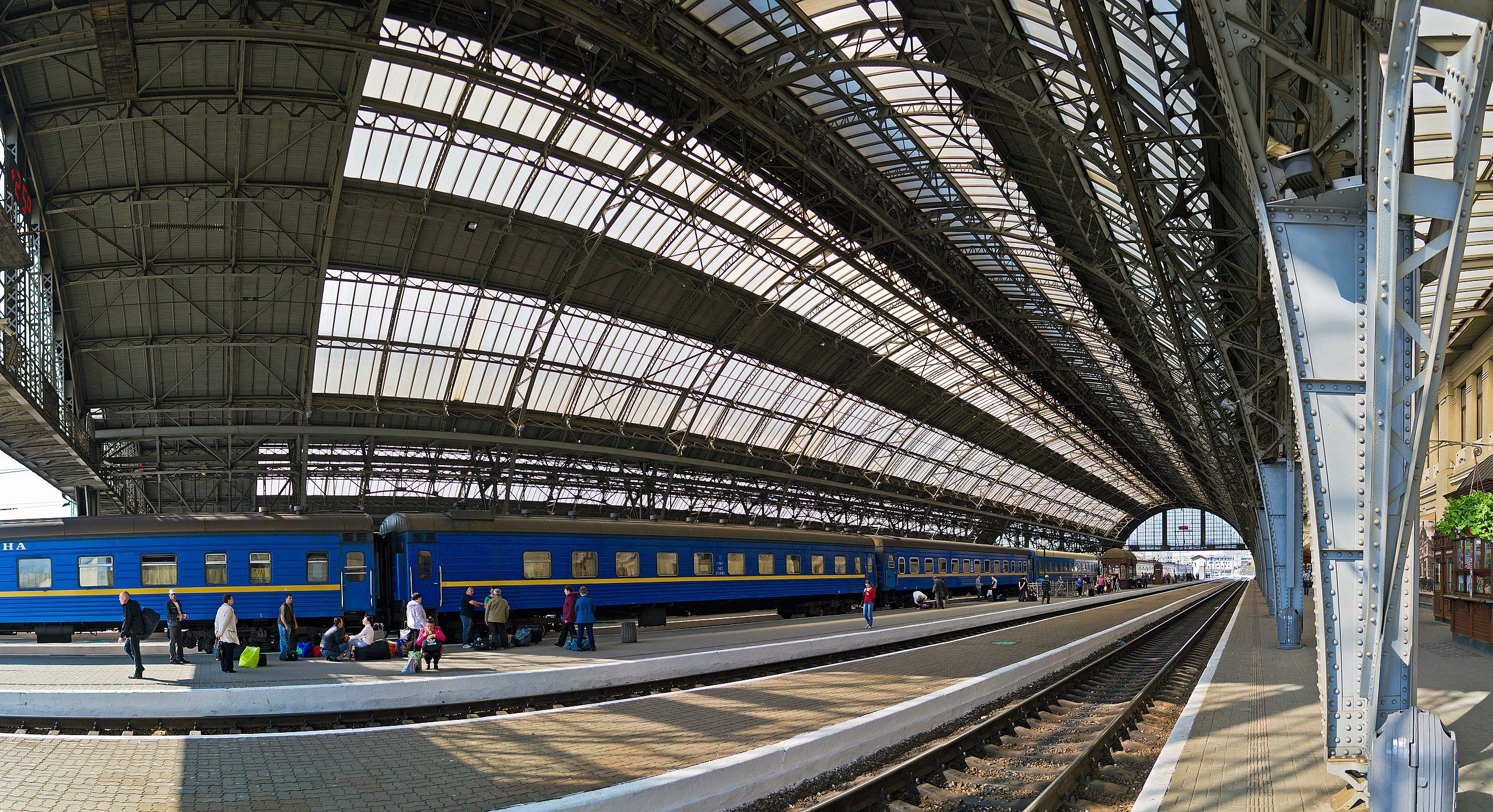 На какие поезда в Украине существенно не хватает билетов из-за бешеного спроса - Travel На какие поезда в Украине существенно не хватает билетов из-за бешеного спроса - Travel