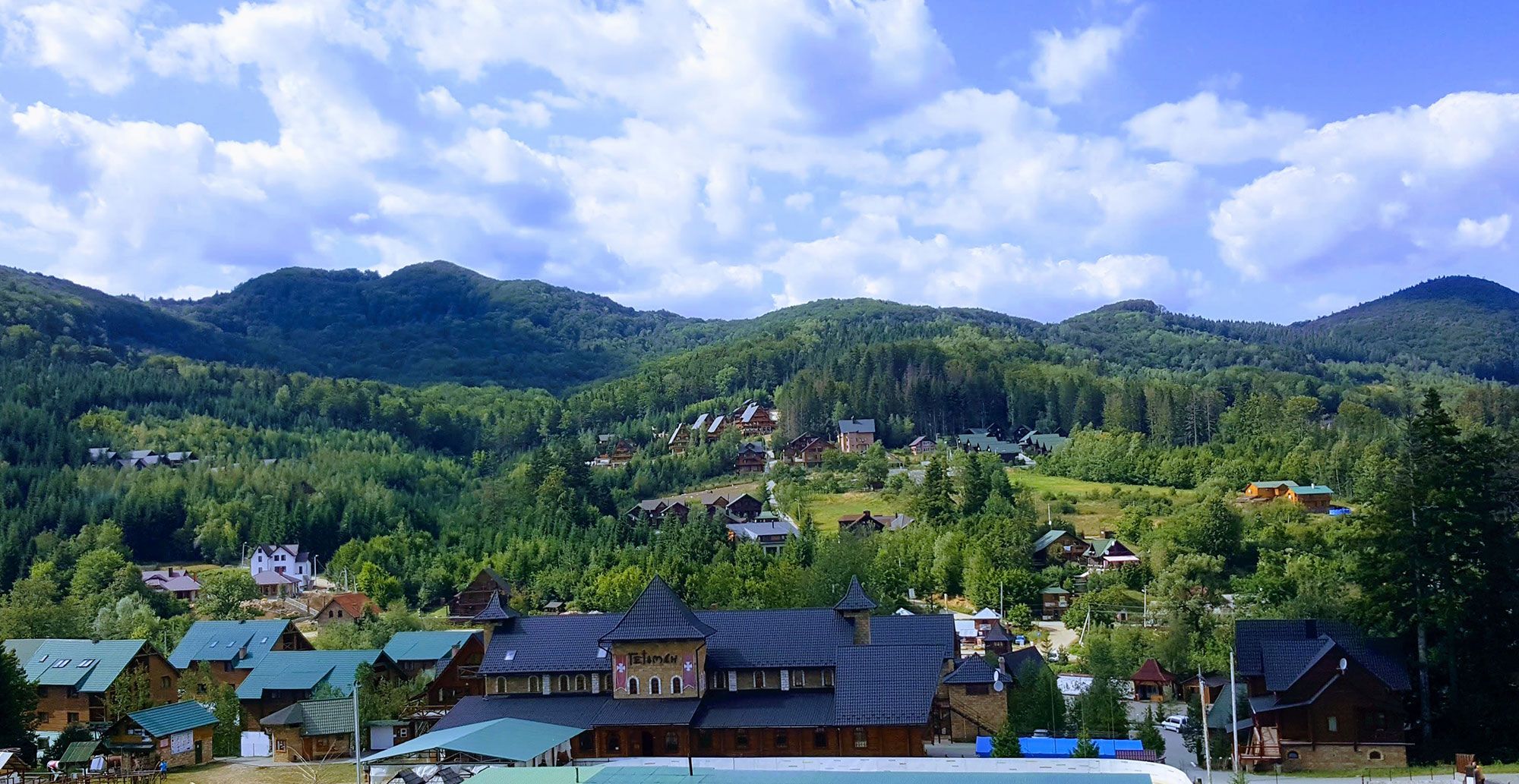 Село в Карпатах, которое остается малоизвестным из-за своего расположения - Travel Село в Карпатах, которое остается малоизвестным из-за своего расположения - Travel