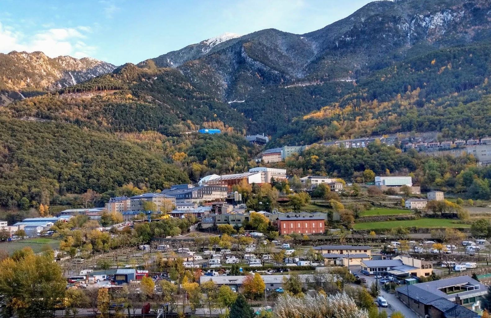 У столиці Андорри нема аеропортів і залізниці - як добратися туристам У столиці Андорри нема аеропортів і залізниці - як добратися туристам