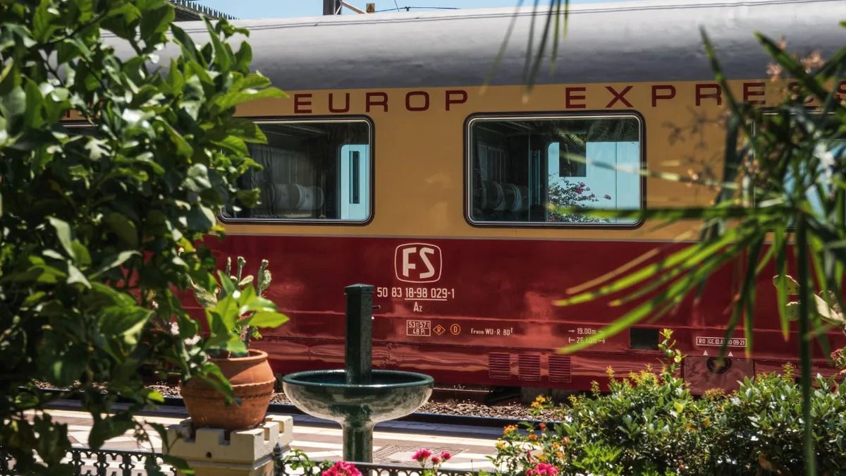 В Італії запускають потяг у стилі ретро - він курсуватиме між популярними містами - Travel В Італії запускають потяг у стилі ретро - він курсуватиме між популярними містами - Travel