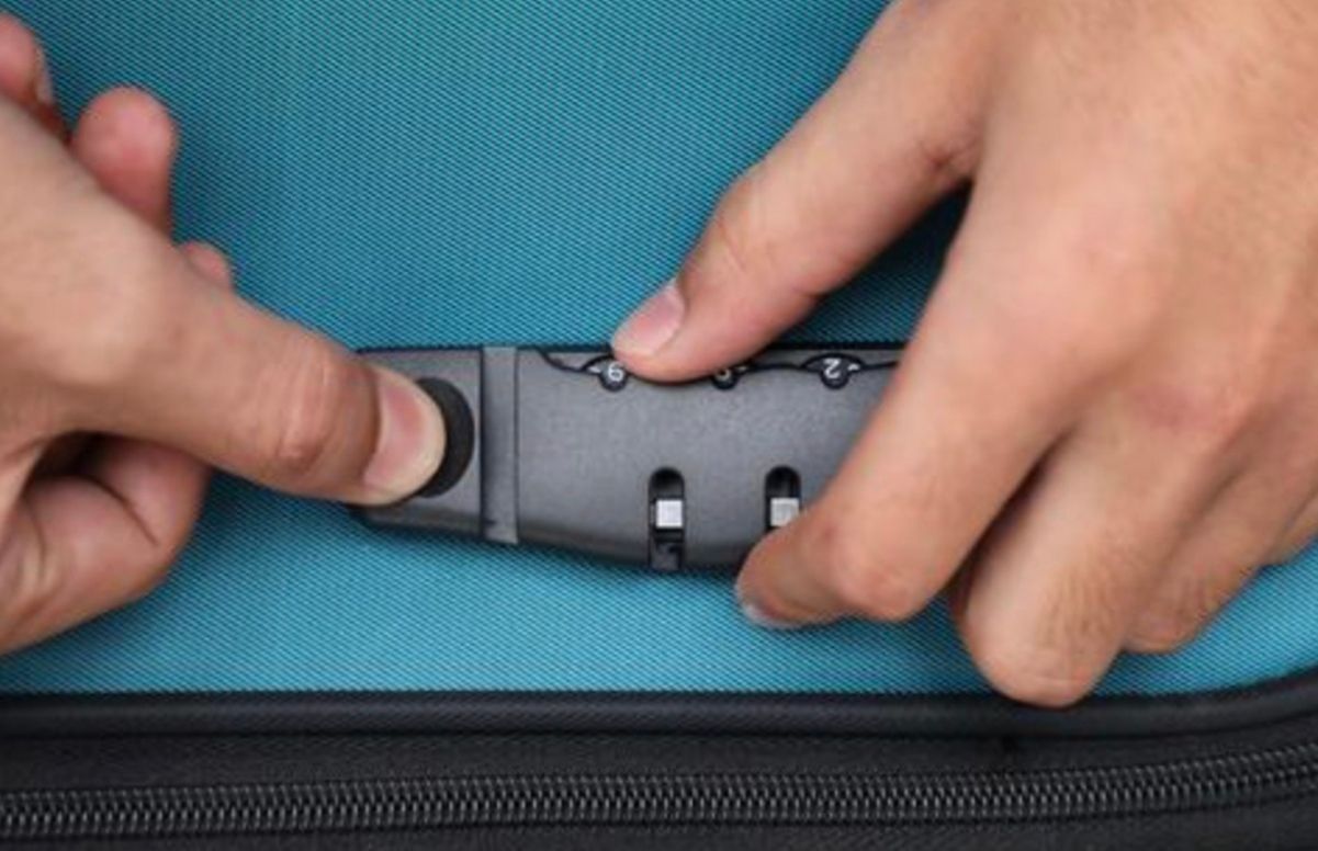 Що робити, якщо забув код від замка на валізі Що робити, якщо забув код від замка на валізі