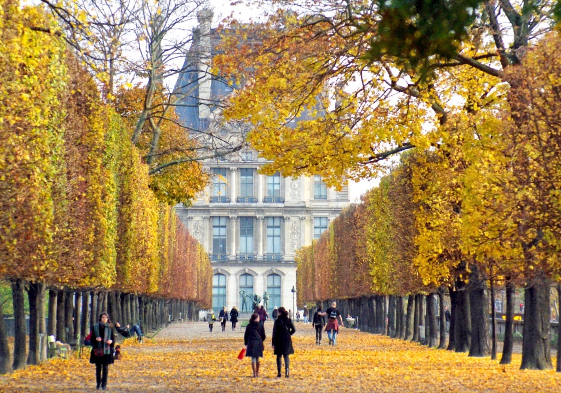 Какие места Франции посетить осенью и зимой