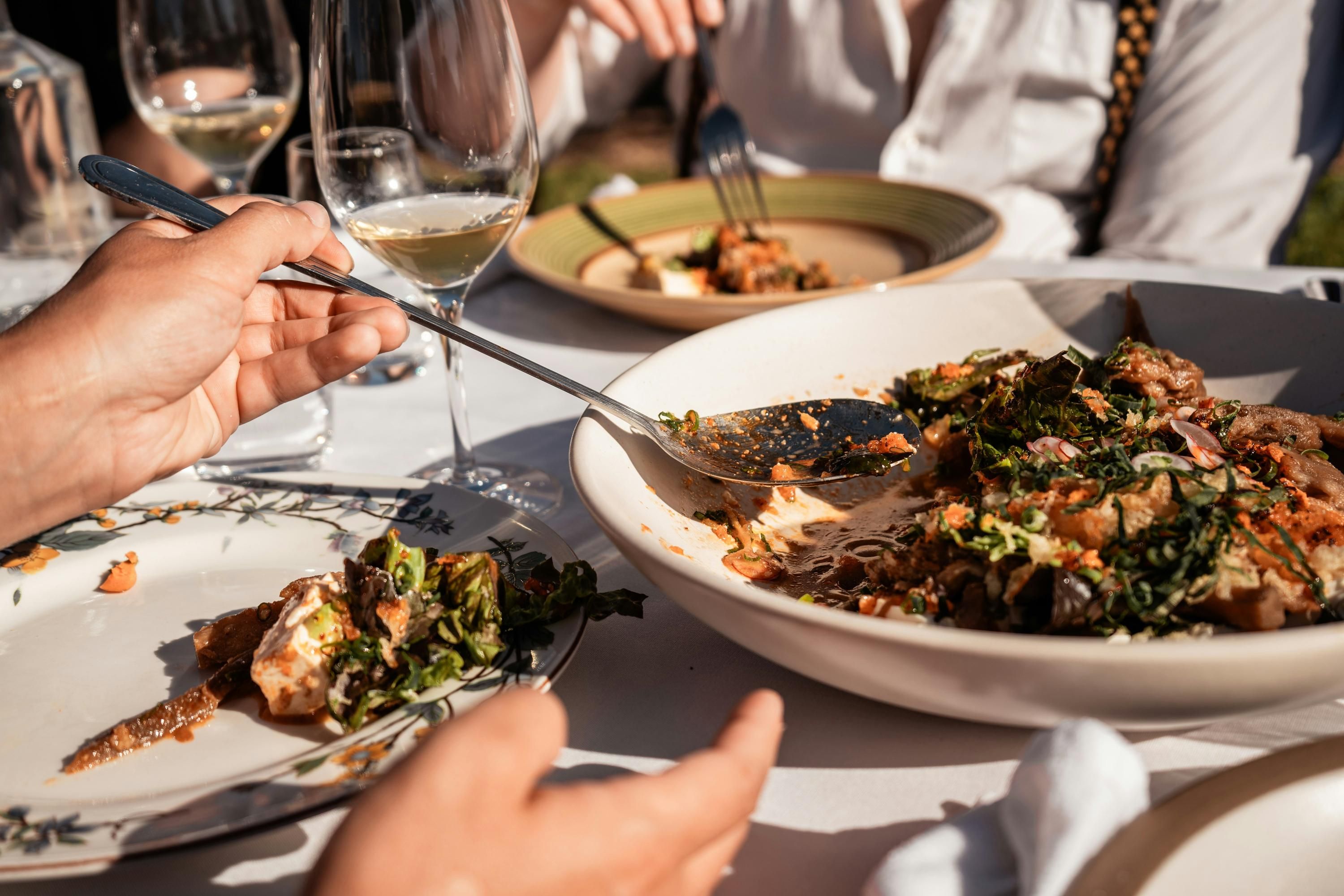 Прилично ли брать одну порцию на двоих в разных странах Прилично ли брать одну порцию на двоих в разных странах