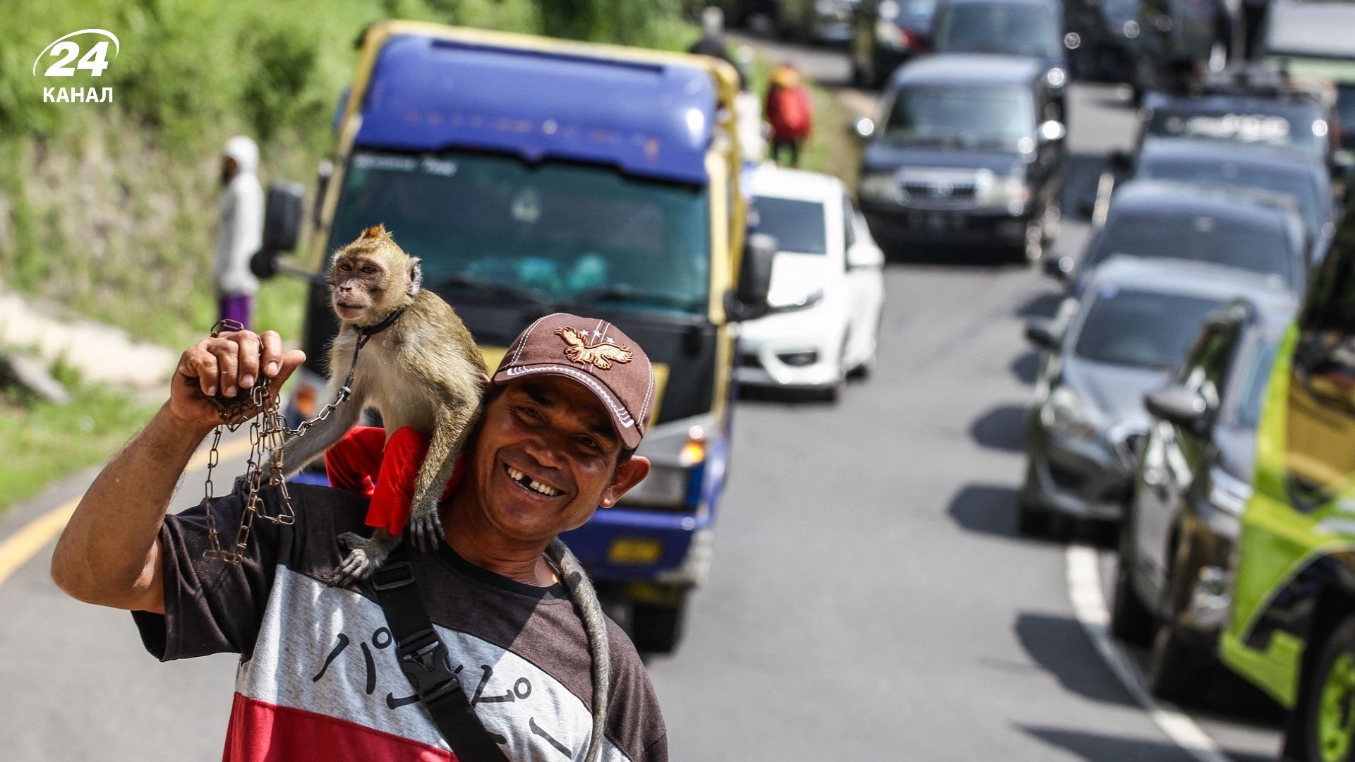 Фото з мавпою 