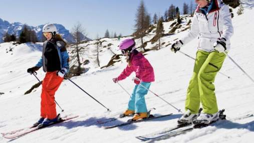 На Закарпатті вже можна покататися на лижах: де стартував зимовий сезон